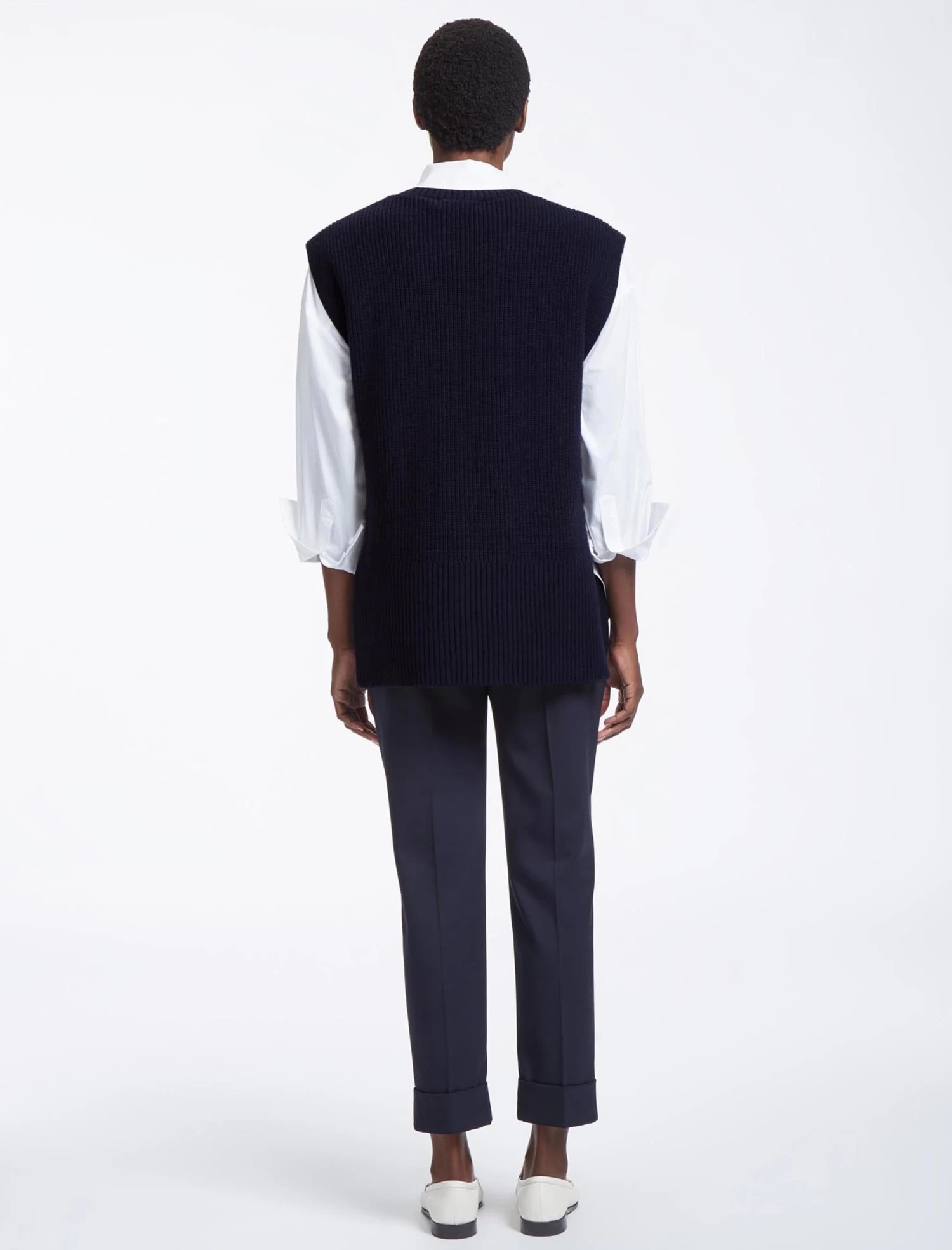 Janice Wool Round Neck Sleeveless Jumper - Navy - Image 6