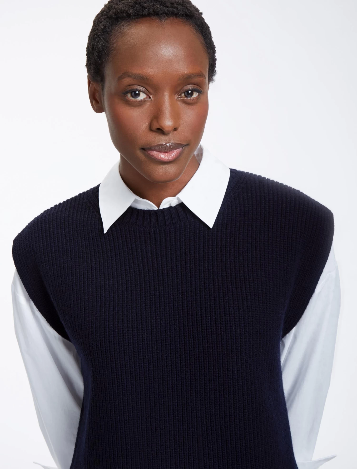 Janice Wool Round Neck Sleeveless Jumper - Navy - Image 2