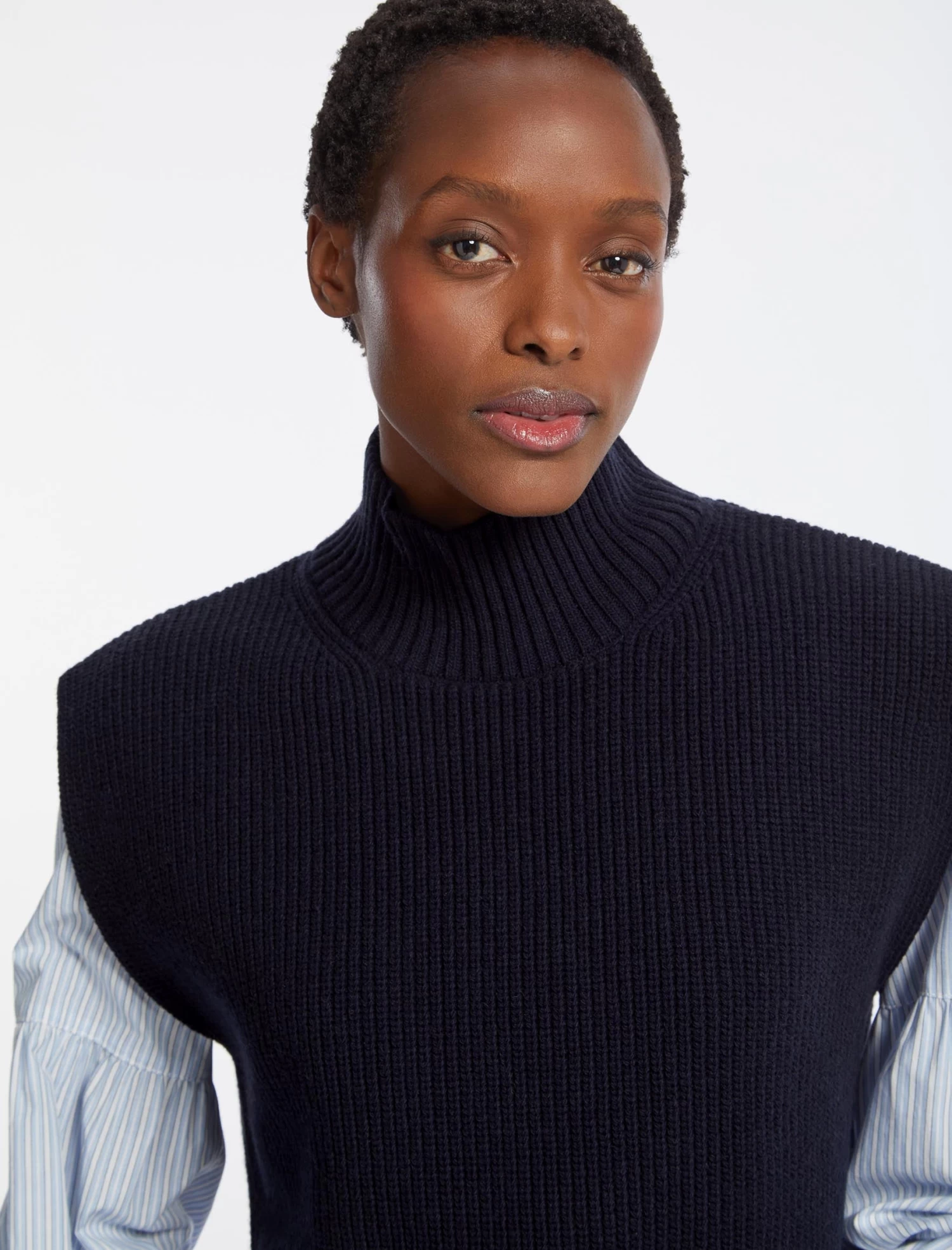 Janice Cashmere Blend Funnel Neck Sleeveless Jumper - Navy - Image 3