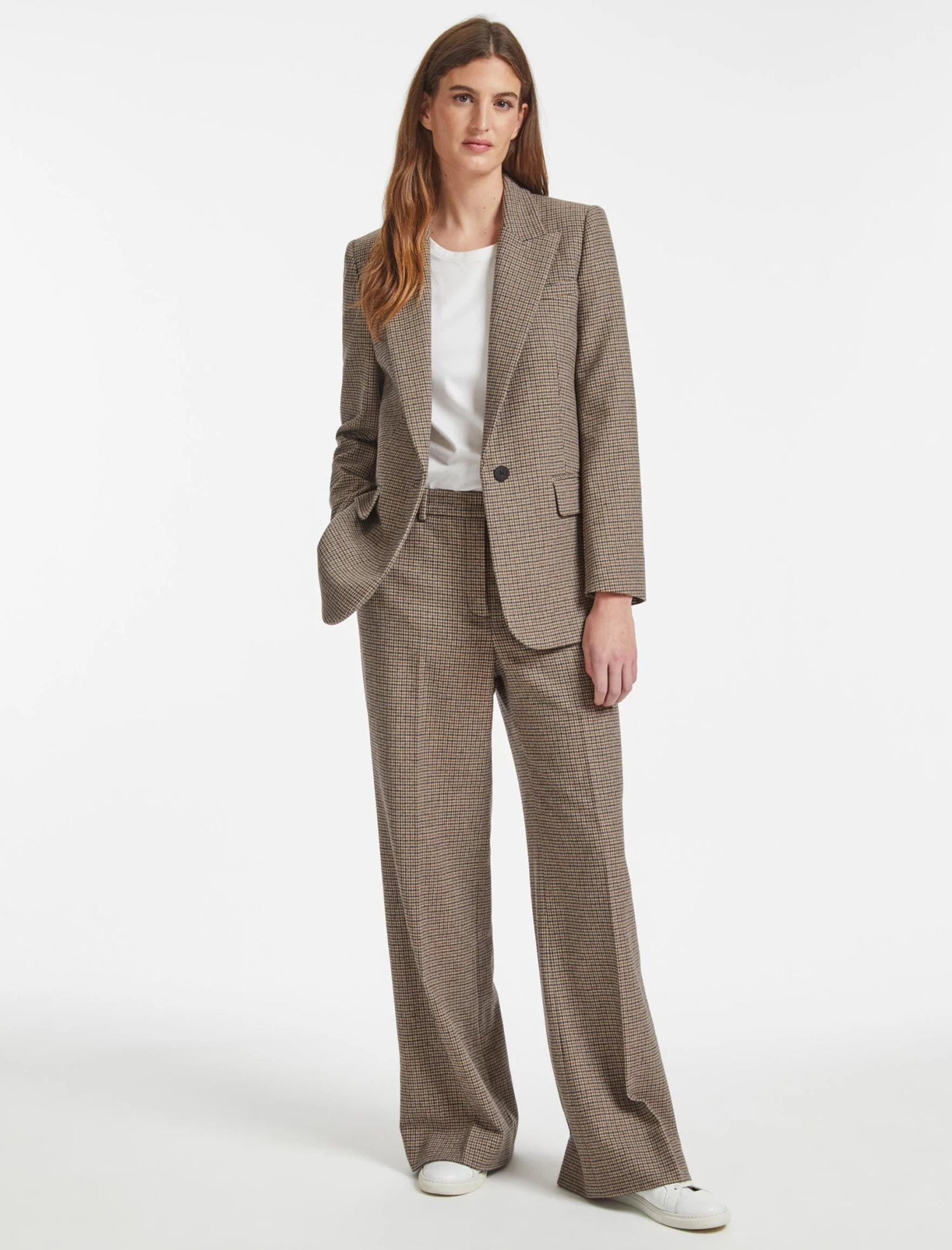 Jordan Wool Relaxed Blazer - Brown Navy Cream Check - Image 2