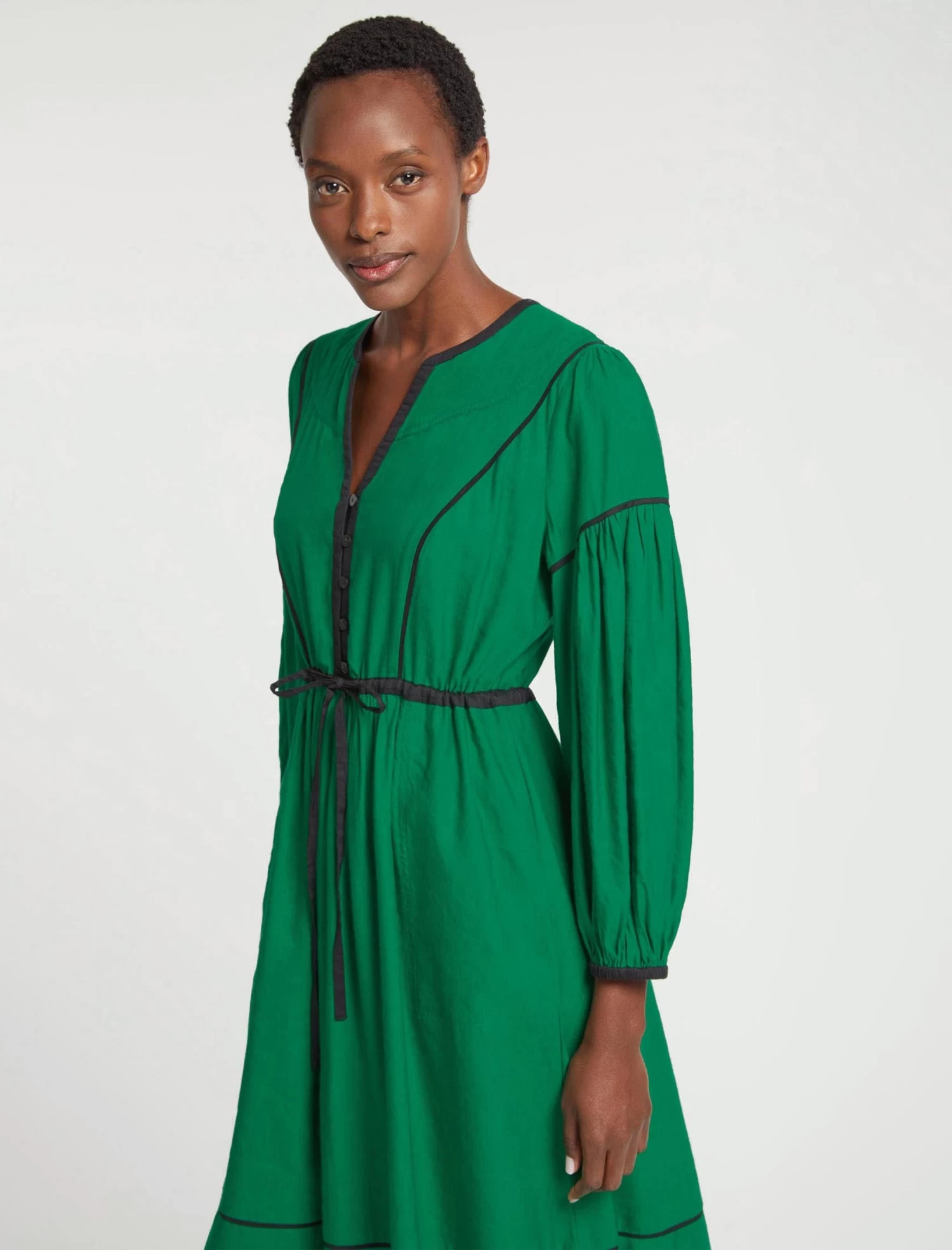 Salone Linen Blend Maxi Dress - Emerald Green Black - Image 5