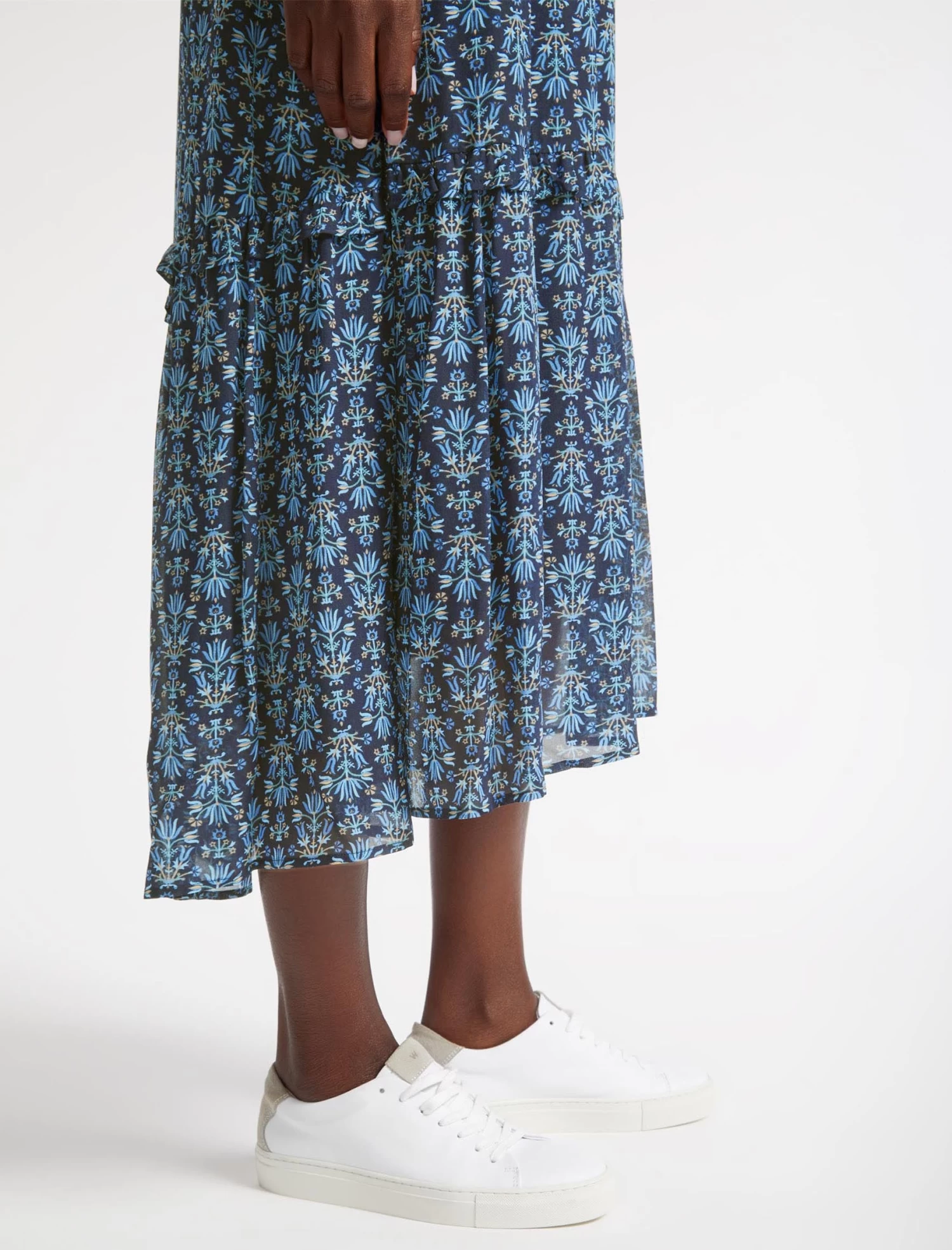 Isla Maxi Dress - Blue Folk Floral Print - Image 4