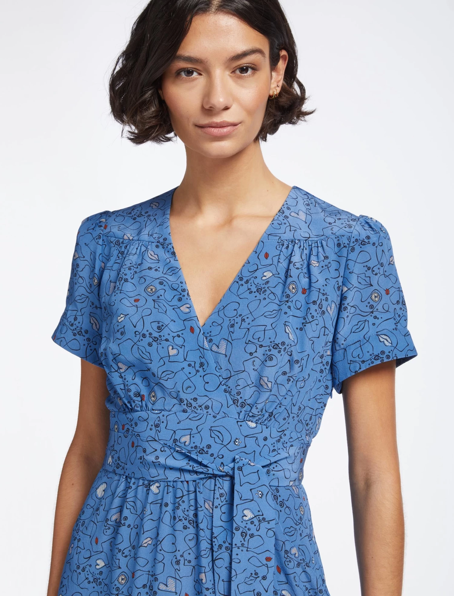 Gina Silk Knee Length Dress - Blue Lips Eyes Print - Image 2