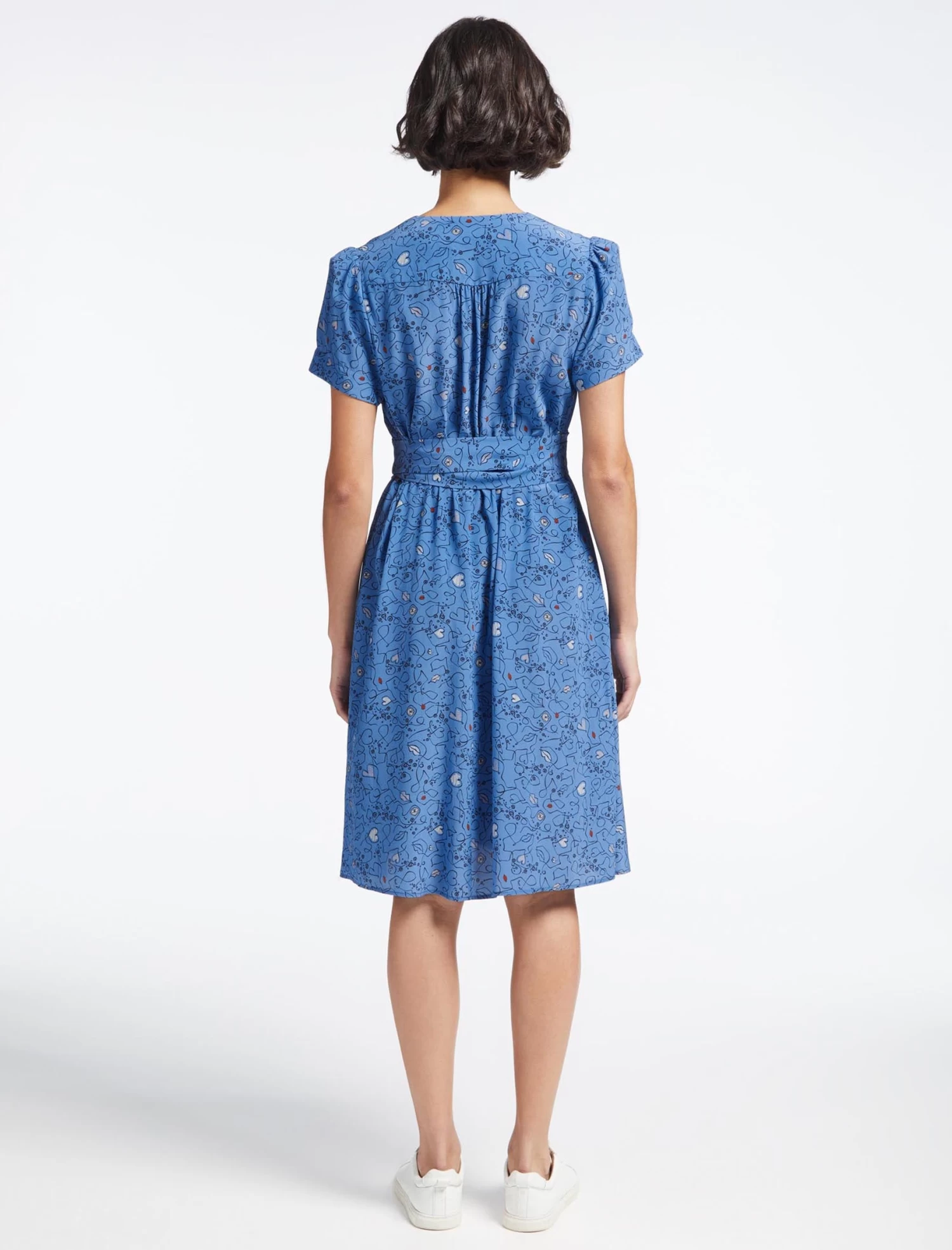 Gina Silk Knee Length Dress - Blue Lips Eyes Print - Image 6