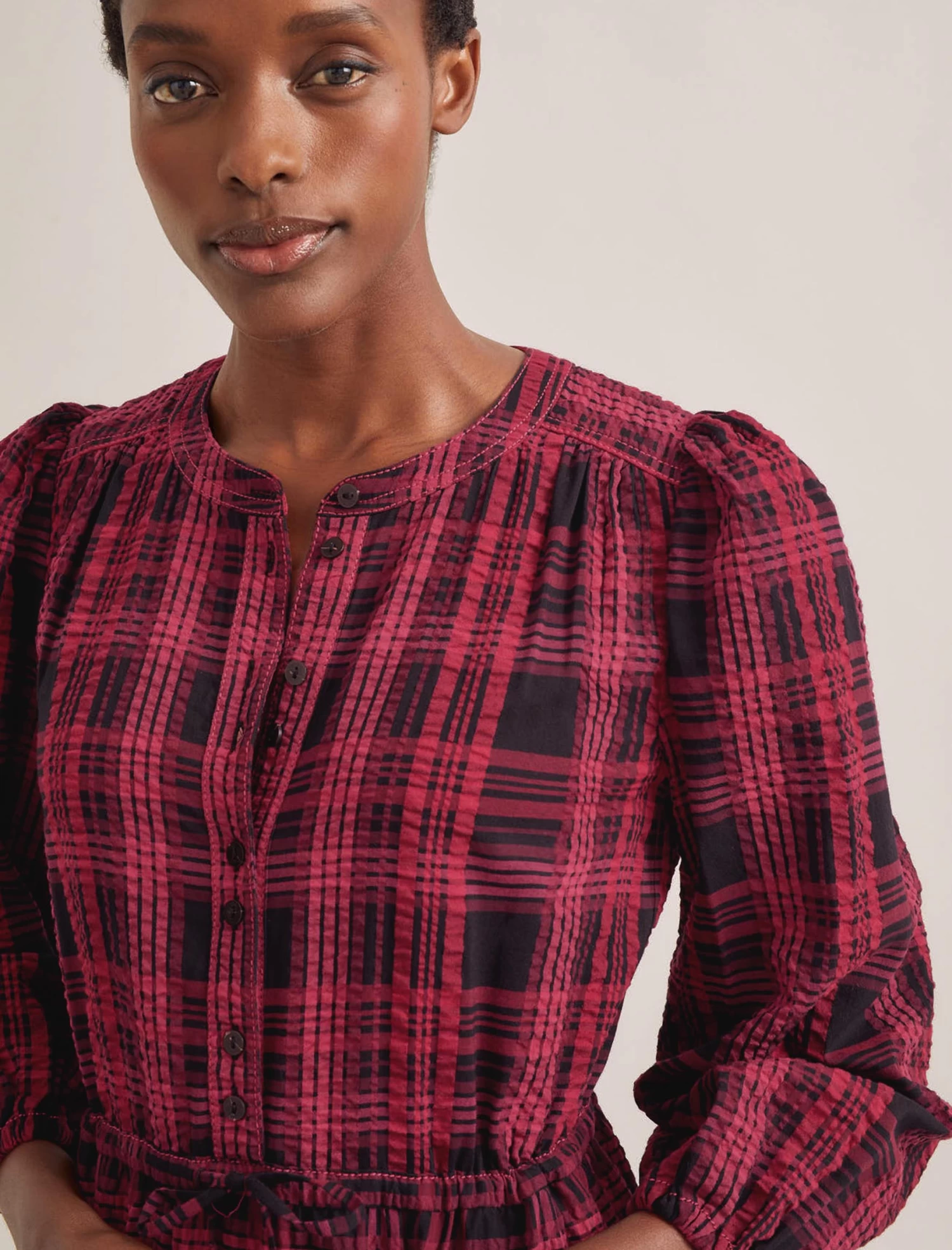 Alice Organic Cotton Seersucker Maxi Dress - Red Black - Image 2