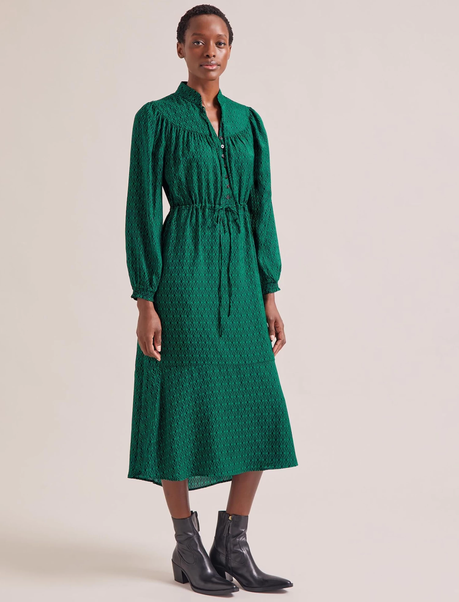 Zahra Midi Dress - Green Black Trellis Print - Image 3