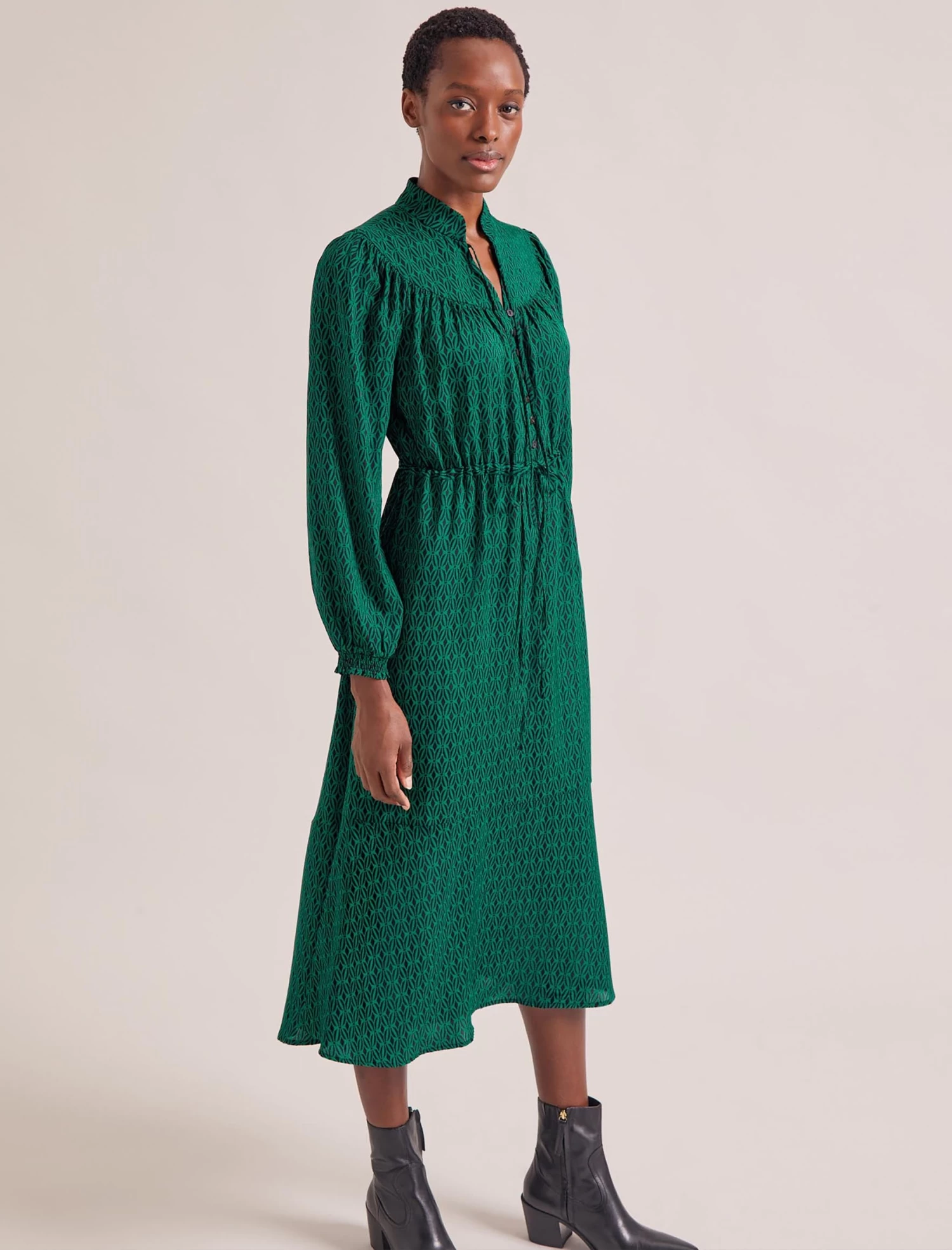 Zahra Midi Dress - Green Black Trellis Print - Image 7