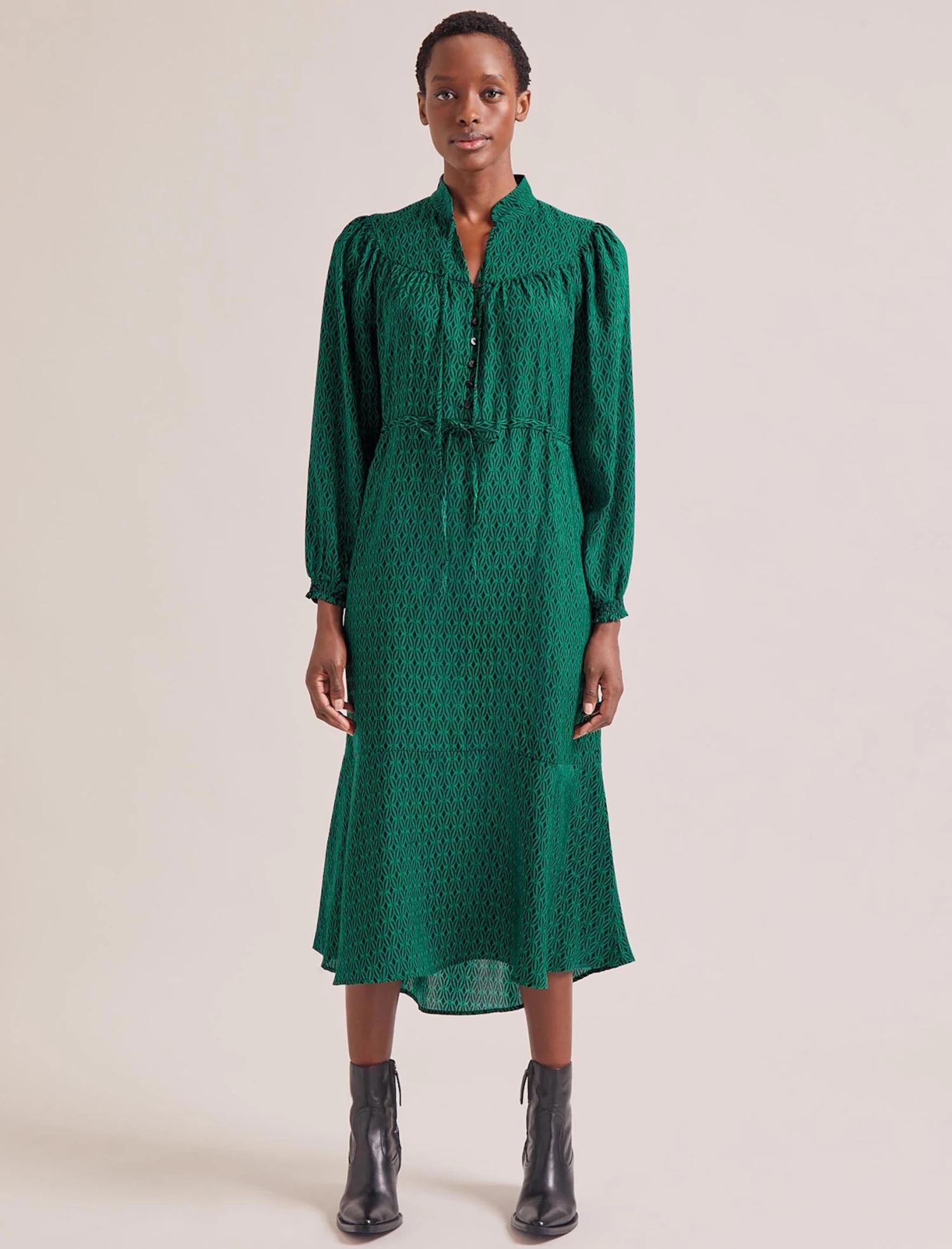 Zahra Midi Dress - Green Black Trellis Print - Image 5