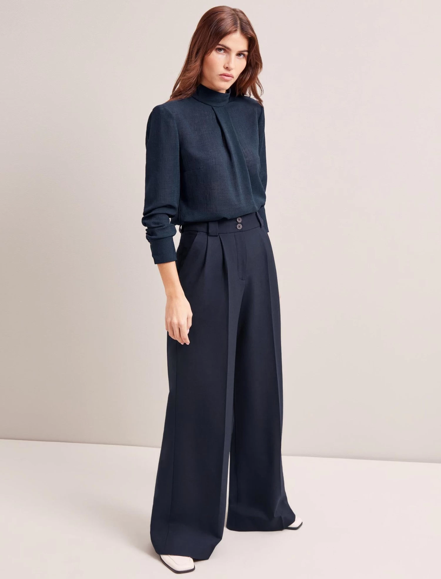 Margot New Wool Wide Leg Trouser - Navy - Image 9