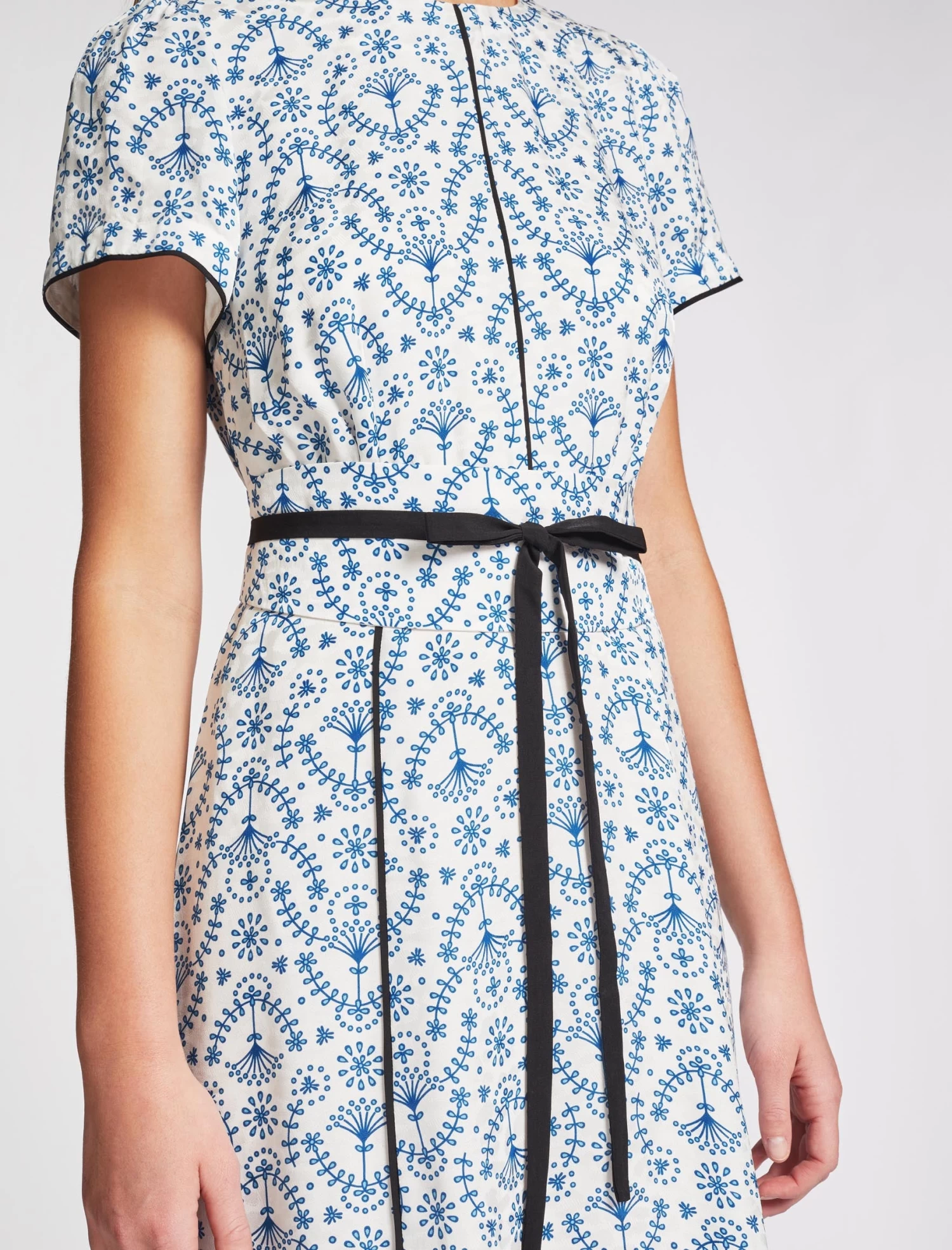 Rosie Silk Blend Maxi Dress - White Blue Broderie Anglaise Print - Image 3