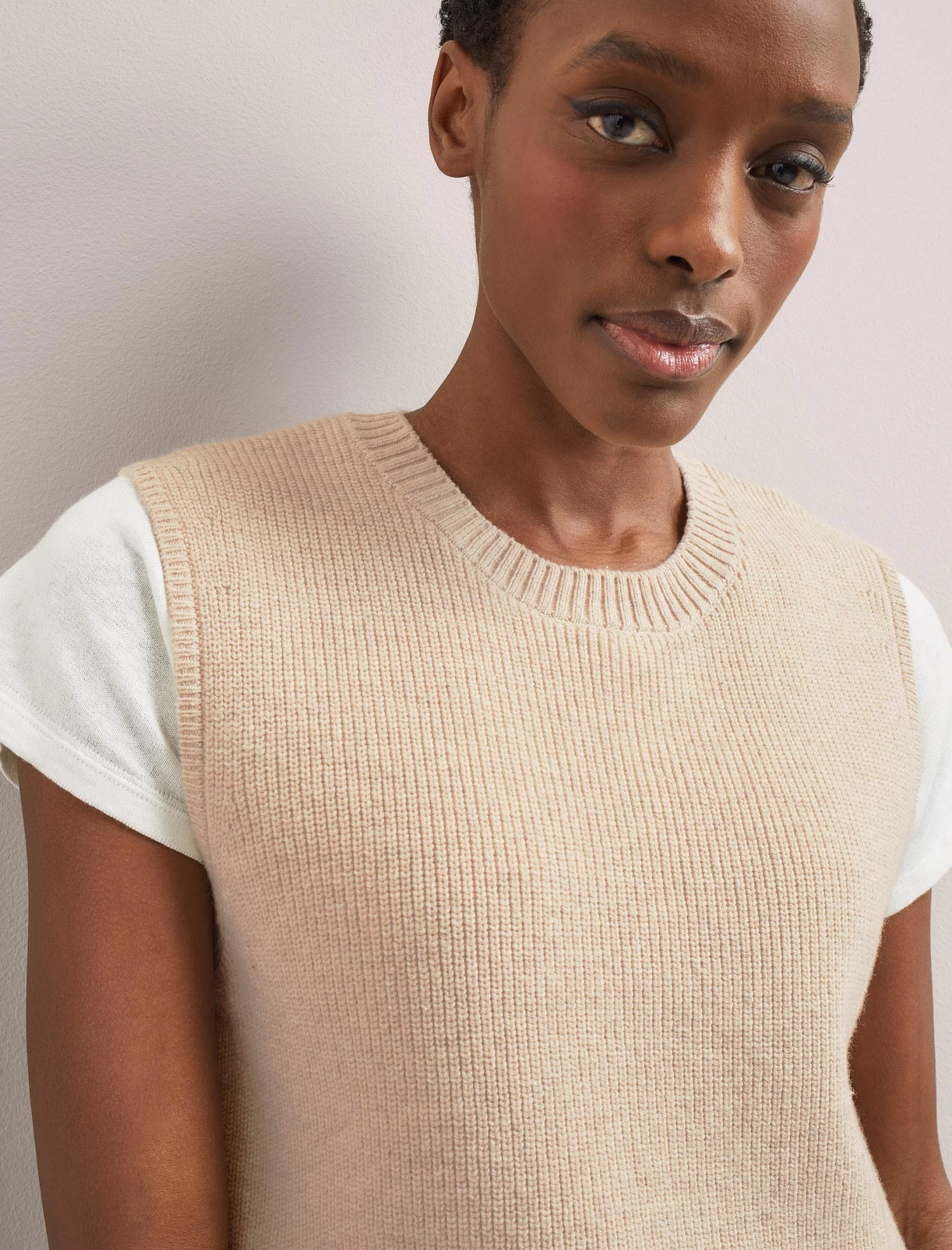 Julie Cotton Round Neck Sleeveless Jumper - Oatmeal - Image 3