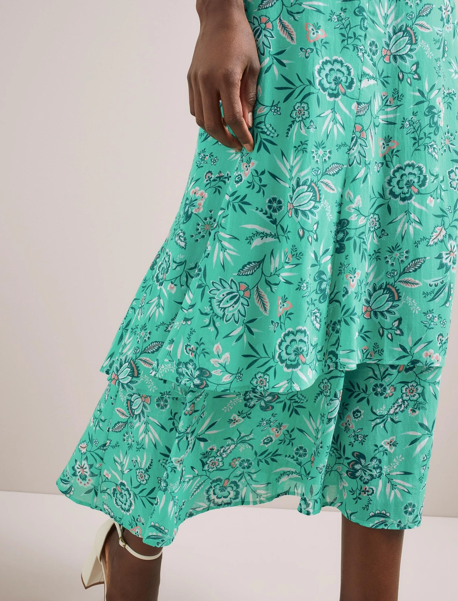 Lotta Cotton Blend Maxi Skirt - Green White Palm Floral - Image 6
