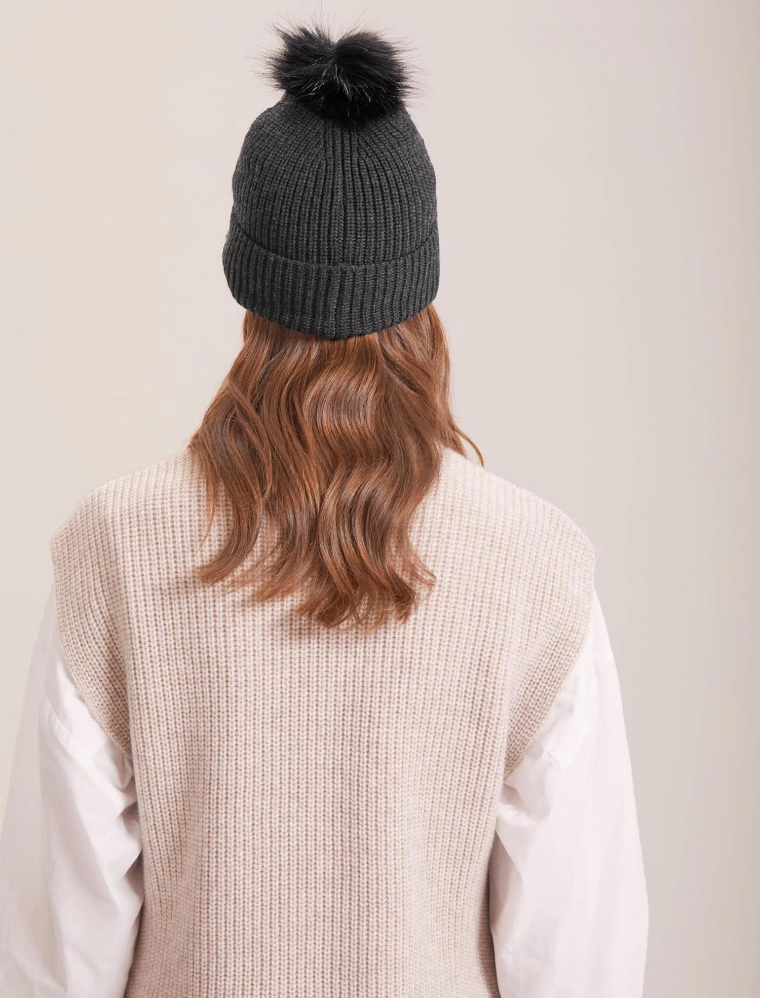 Beata Wool Hat - Charcoal - Image 4