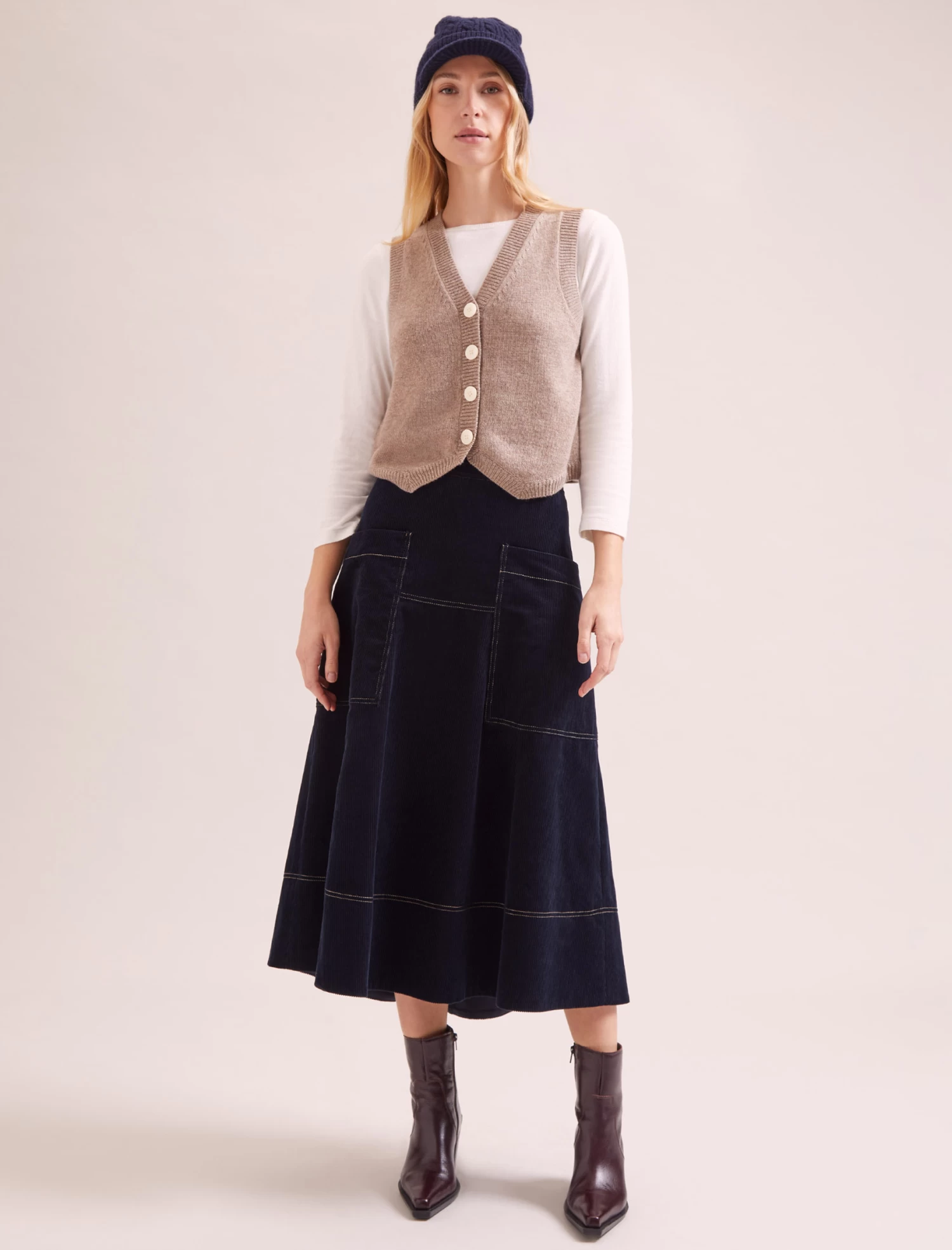 Beata Cashmere Hat - Navy - Image 2