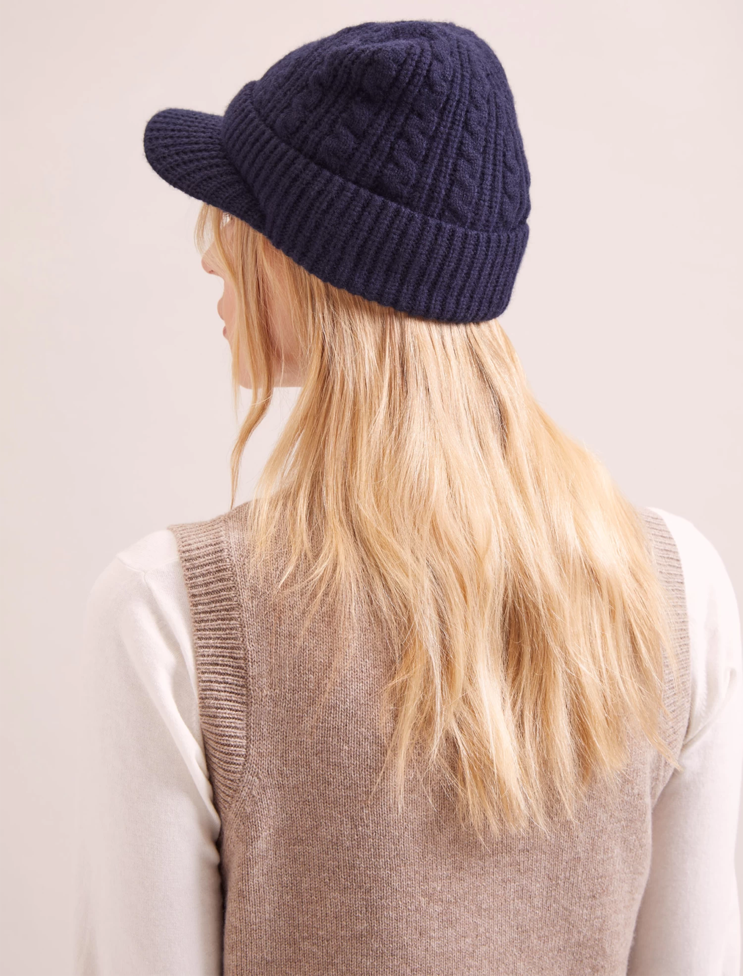 Beata Cashmere Hat - Navy - Image 3