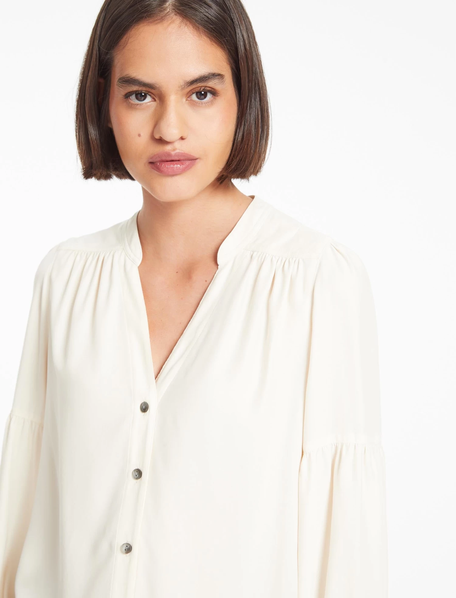 Ella Silk Shirt - Cream - Image 5